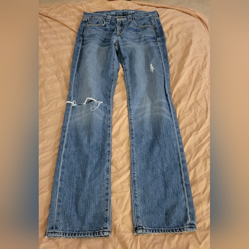 J.Crew  Womens Vintage Slim distressed Jeans Size 26 Regular. Used - no stains.